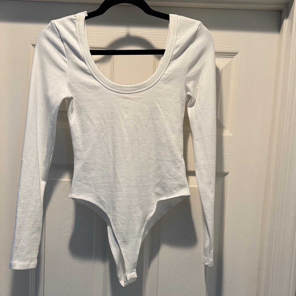 Lizette Collection White Long Sleeve Bodysuit M